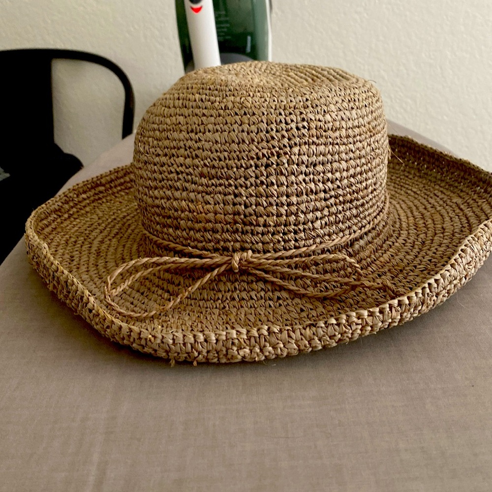 Wallaroo Hat Company petite Catalina hat.